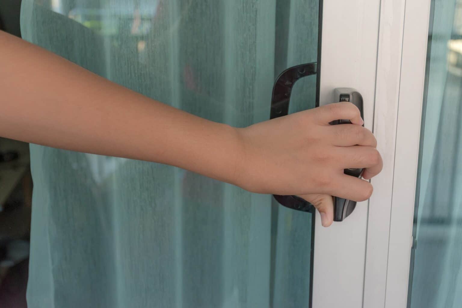 Common Issues With Sliding Glass Doors And How To Fix Them The Glassperts